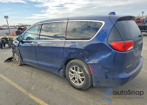 2017 Chrysler Pacifica Touring z USA, uszkodzony, nr VIN 2C4RC1DG7HR571823